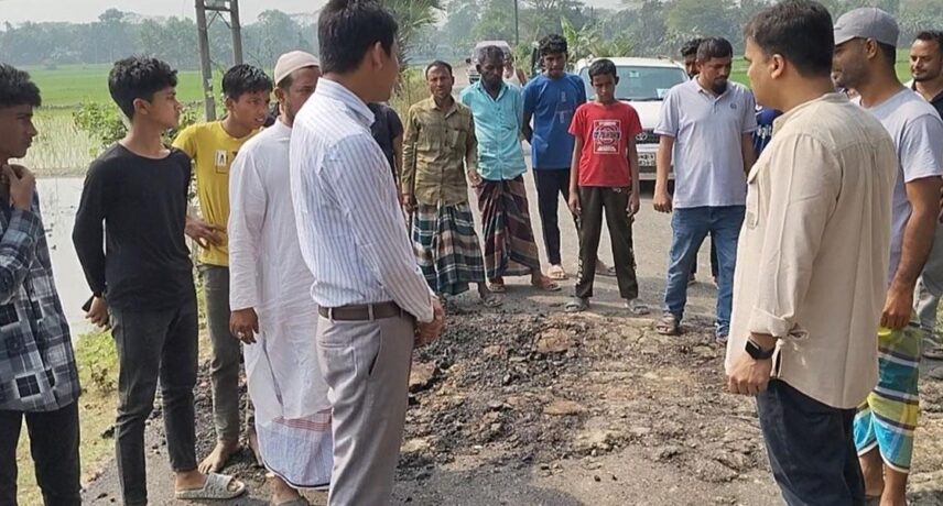 ত্রিশালে কোটি টাকার সড়কে হাত দিতেই উঠে এল কার্পেটিং