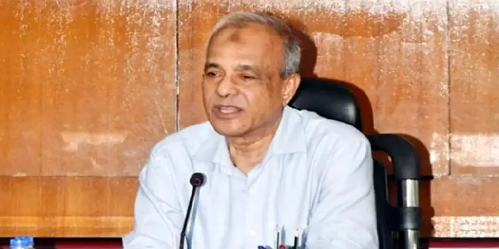 অস্ত্র উদ্ধারে সহায়তা করলে পুরস্কার দেওয়া হবে: স্বরাষ্ট্র উপদেষ্টা